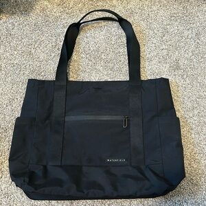 Black Waterfield Packable Tote Bag (Like New!)